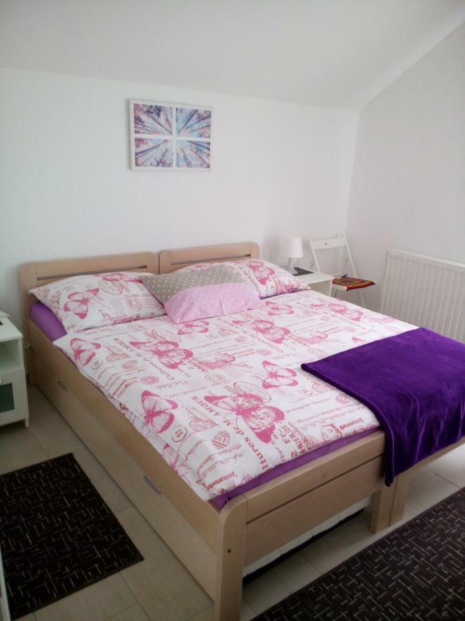 Rooms Marina Korenica Εξωτερικό φωτογραφία